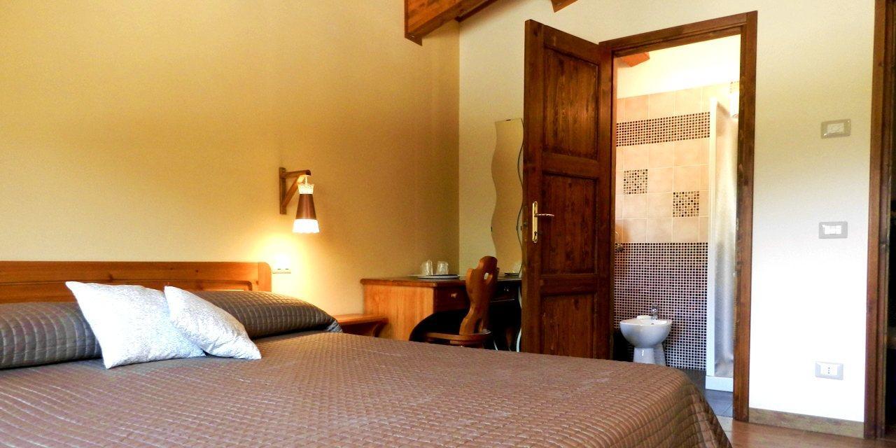 La Locanda Del Lago Lucciola Villalago Kültér fotó